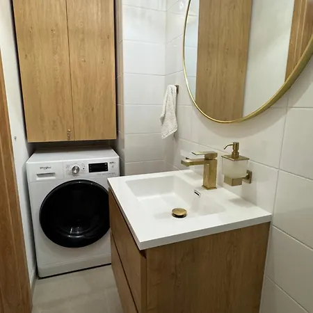 Eden - Luxus Szinvonal, Belvarosi Kenyelem דירה *