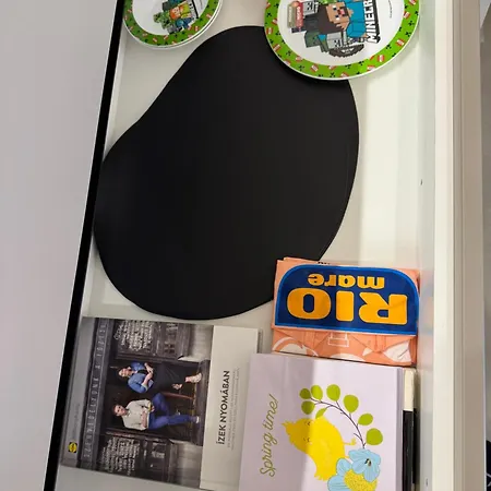 Eden - Luxus Szinvonal, Belvarosi Kenyelem * פץ'